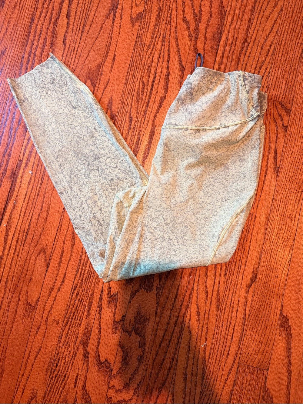 Lululemon Base Pace High-Rise Leggings - Size 12 - Picture 6 of 10